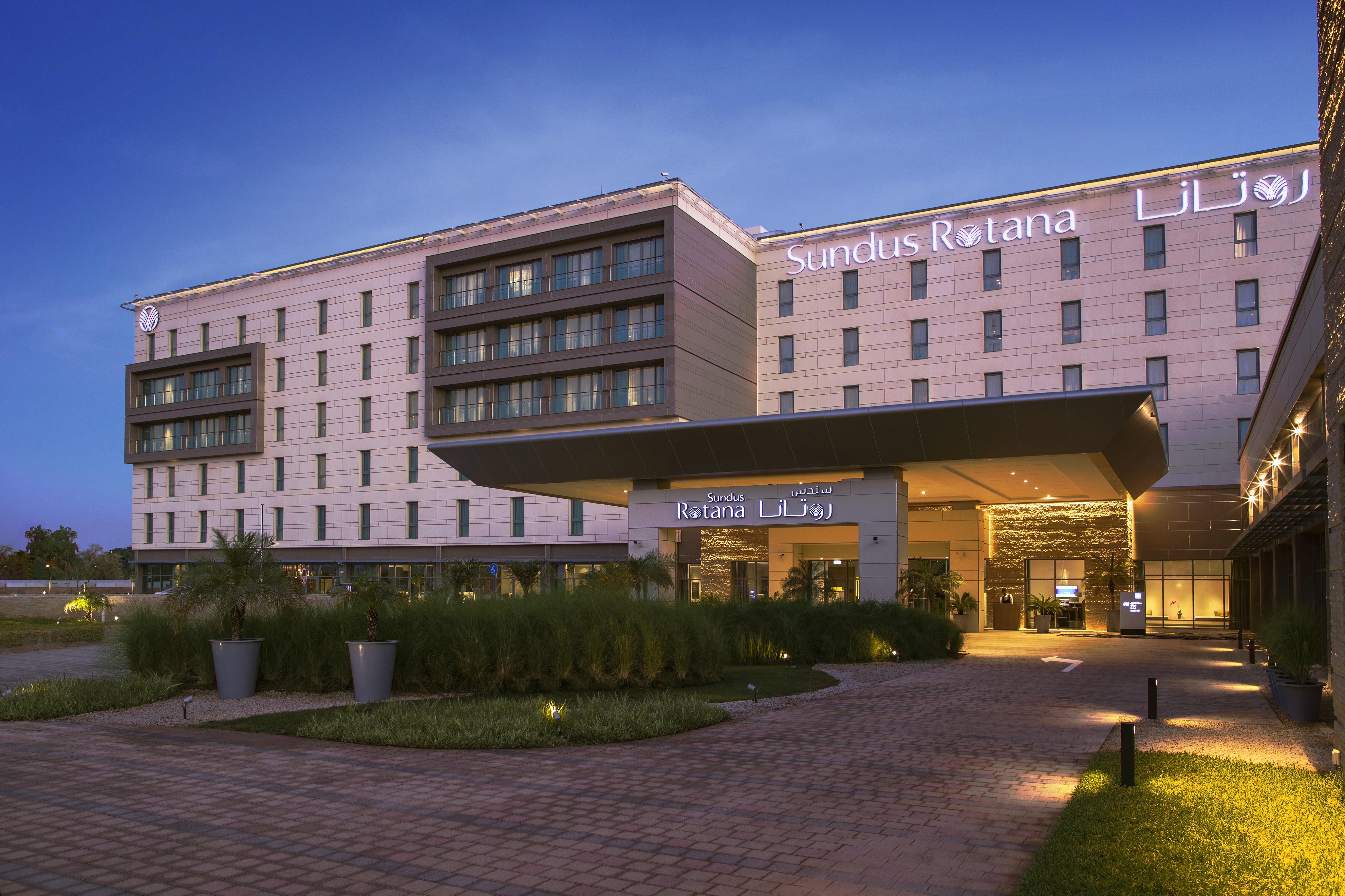 Novotel Airport Hotel