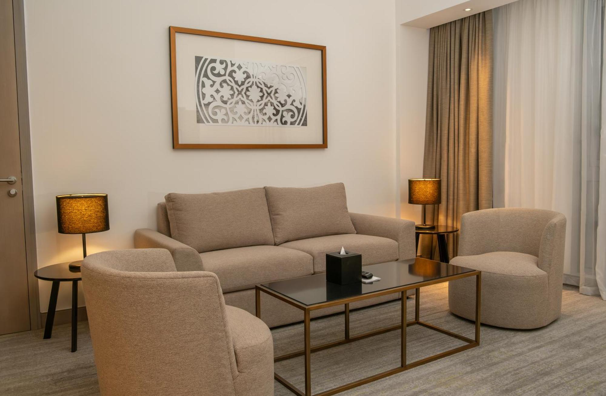 Novotel Airport 4* Mascate